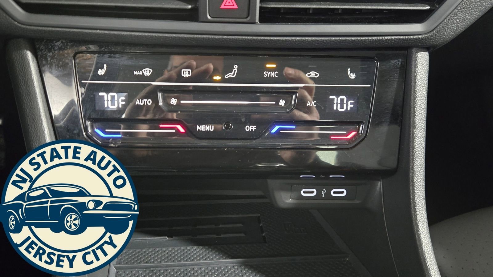 Used 2025 Volkswagen Jetta SE image 14