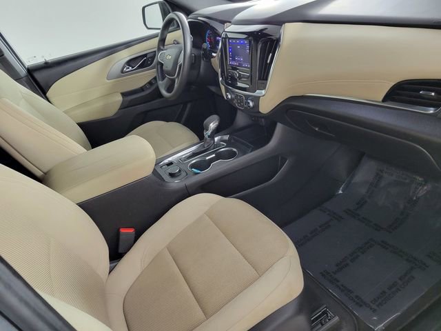 Used 2023 Chevrolet Traverse LS image 19