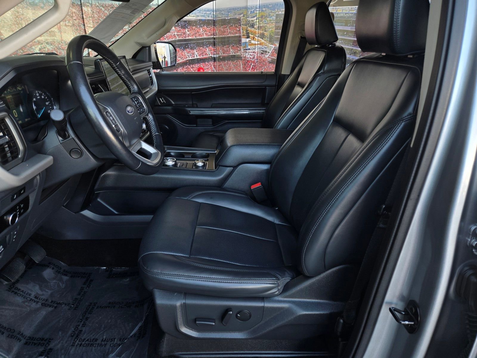 Used 2023 Ford Expedition Max XLT image 18