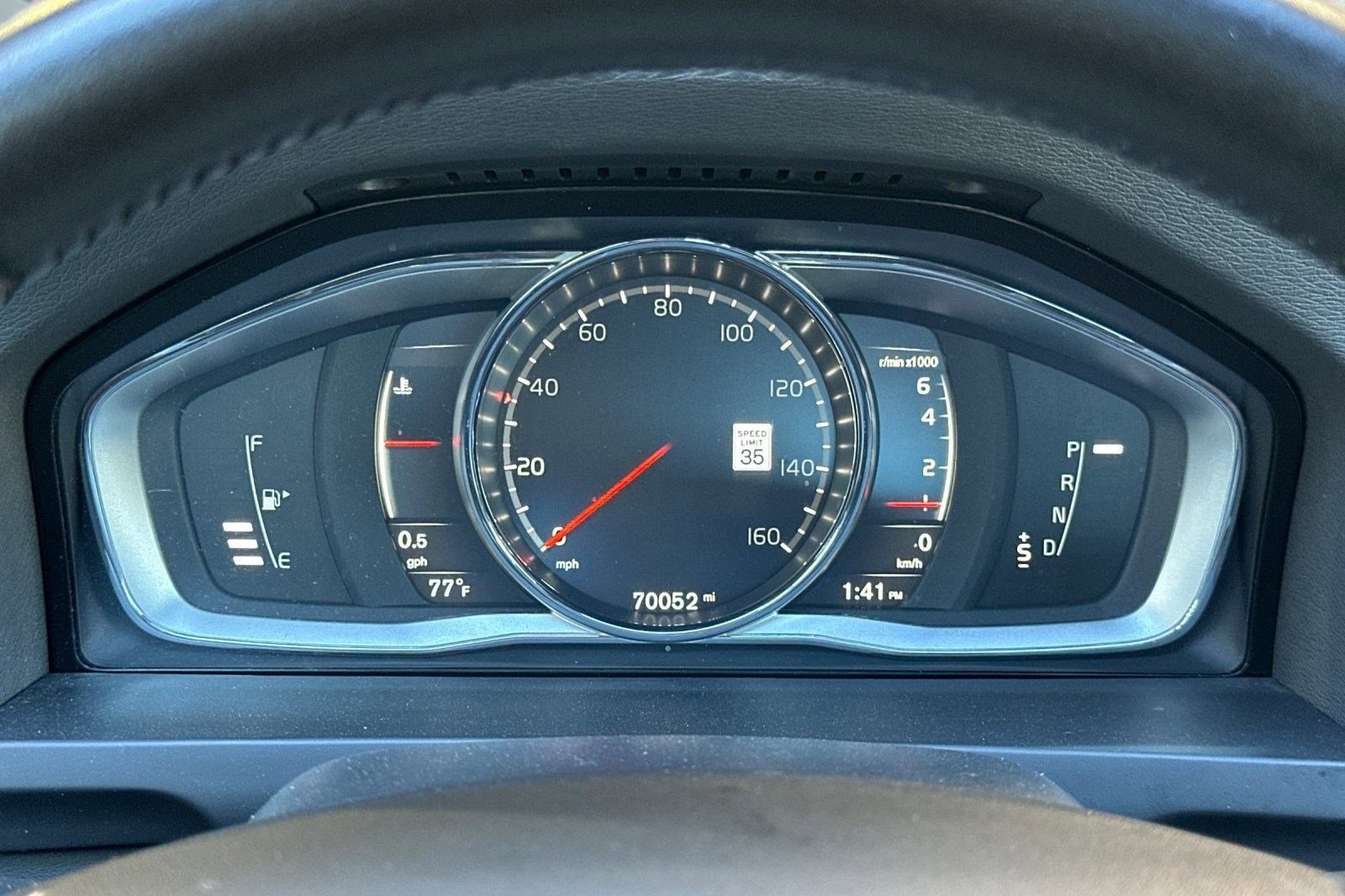 Used 2017 Volvo S60 T5 Inscription Platinum image 20