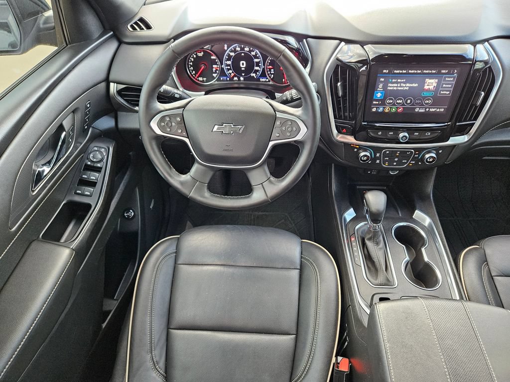 Used 2023 Chevrolet Traverse Premier w/ Redline Edition AWD/4WD image 32