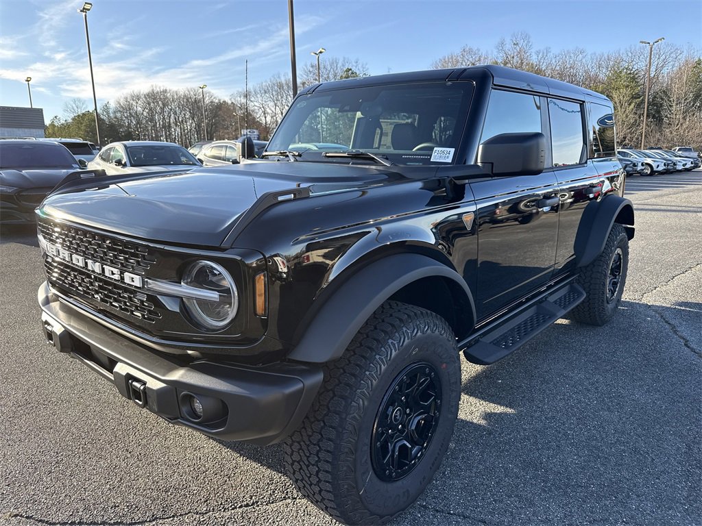 New 2025 Ford Bronco Badlands w/ Sasquatch Package image 3