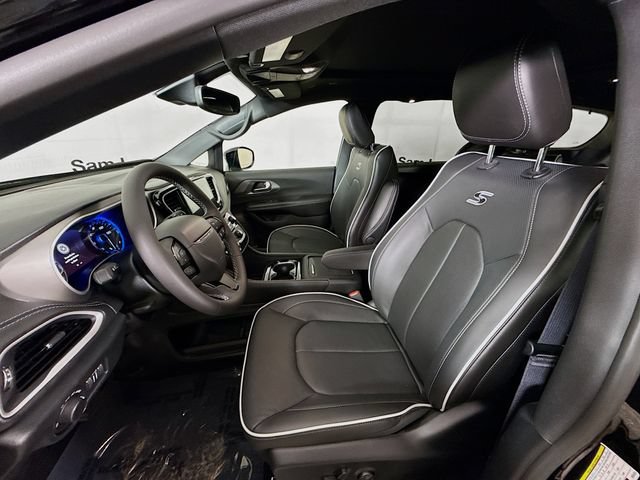 New 2027 Chrysler Pacifica Limited FWD image 22