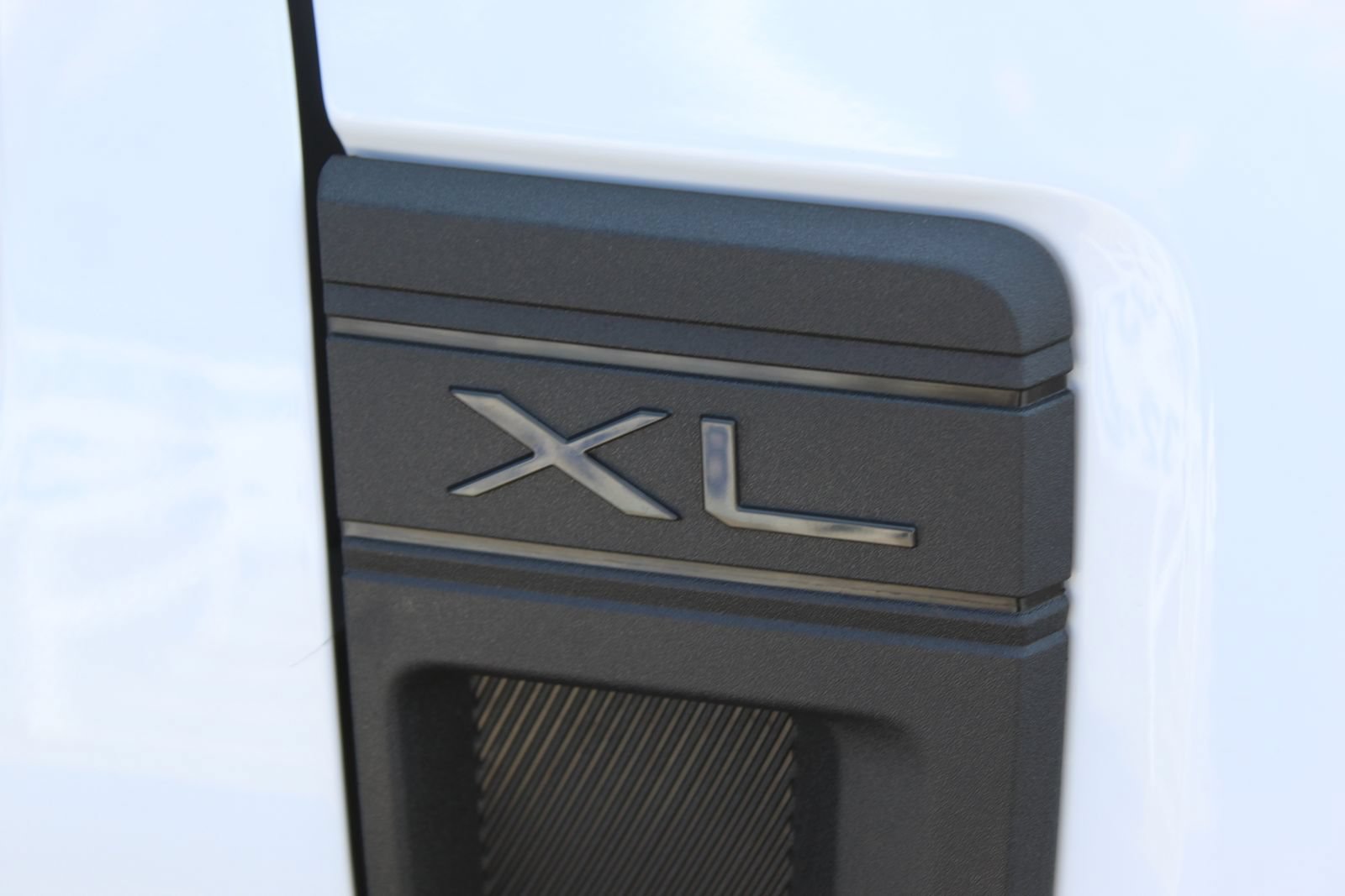 New 2025 Ford Maverick XL FWD image 10
