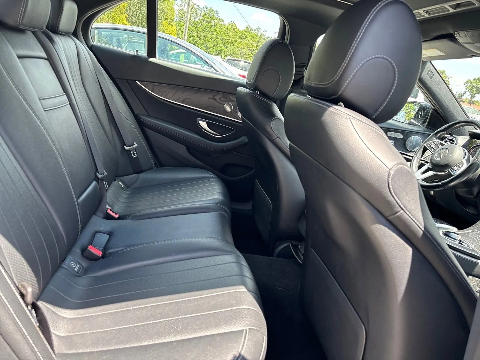 Used 2019 Mercedes-Benz E 300 w/ Premium 1 Package image 12