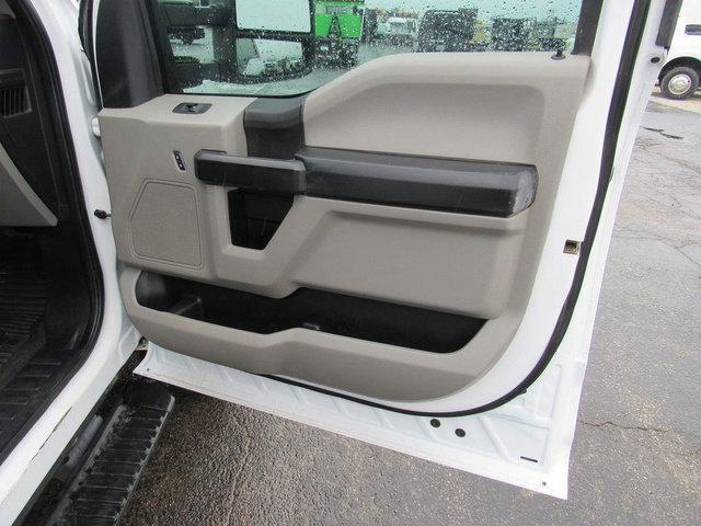 Used 2021 Ford F450 XL w/ Power Equipment Group image 10