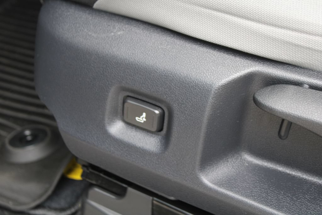 Used 2024 Toyota Tacoma TRD Sport AWD/4WD image 29