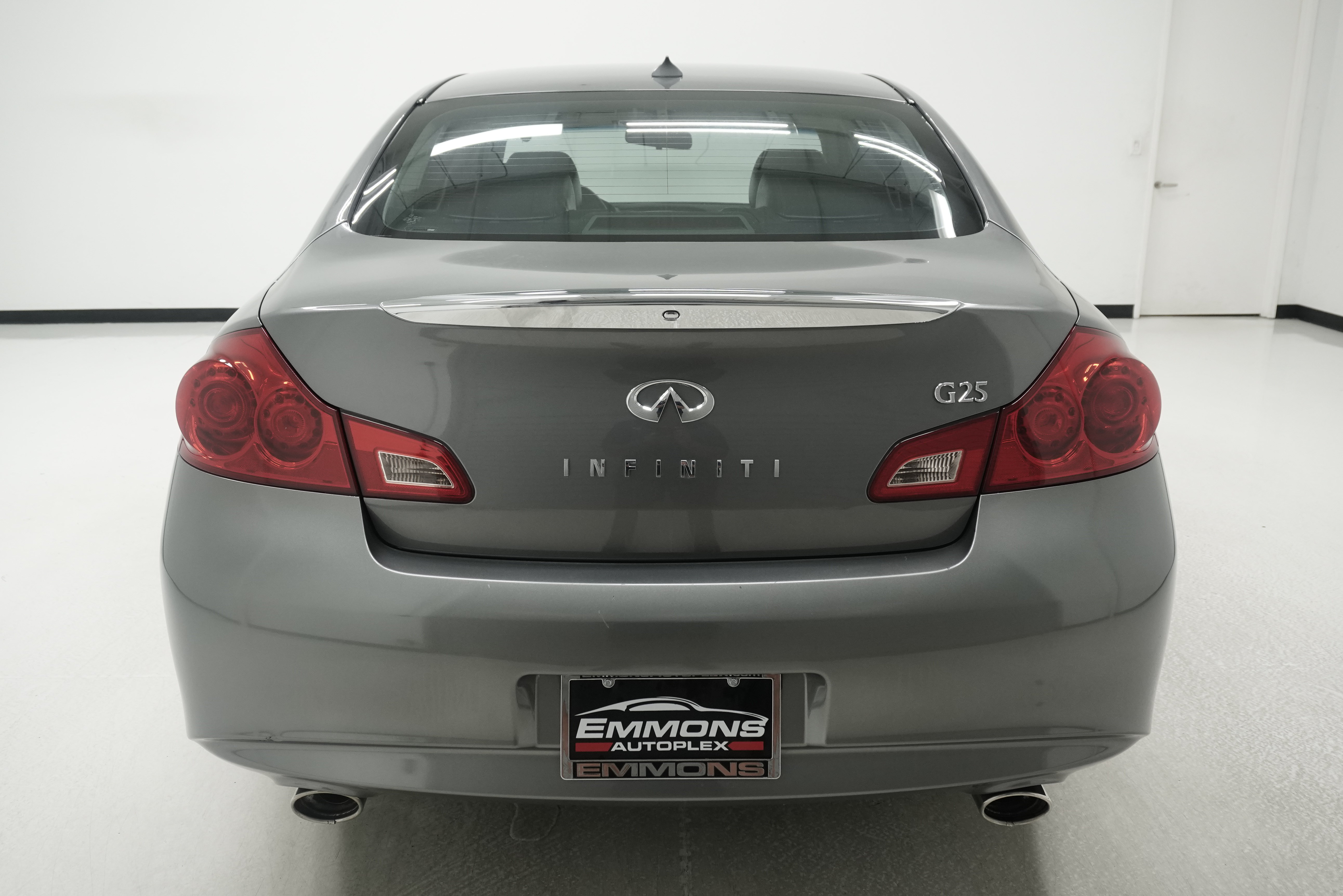 Used 2011 INFINITI G25 RWD image 5