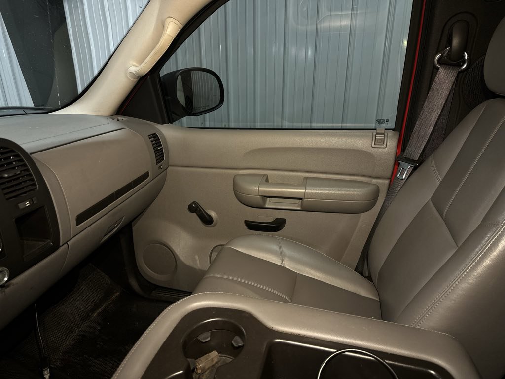 Used 2008 GMC Sierra 1500 W/T w/ SL Package RWD image 30