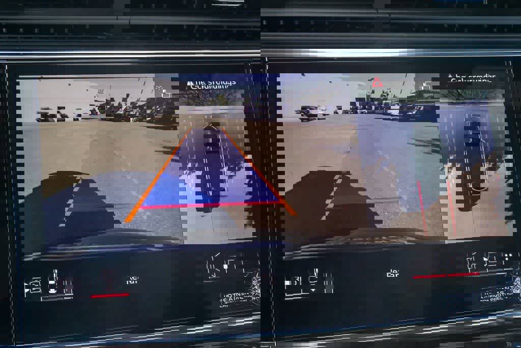 New 2026 Audi Q7 2.0T Premium image 23