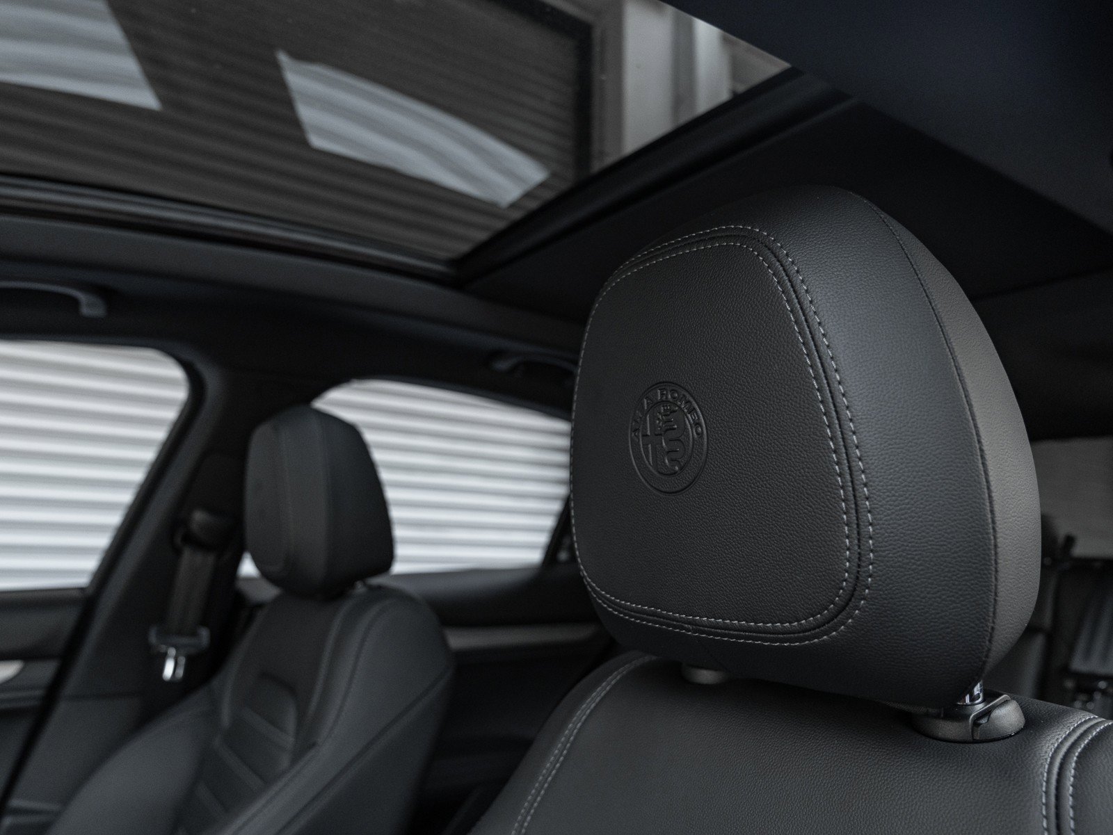 New 2024 Alfa Romeo Stelvio Veloce image 24