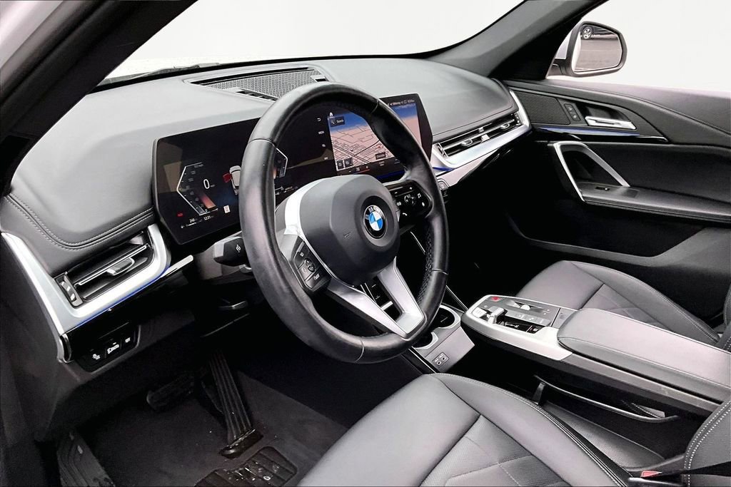Used 2023 BMW X1 xDrive28i w/ Convenience Package image 12