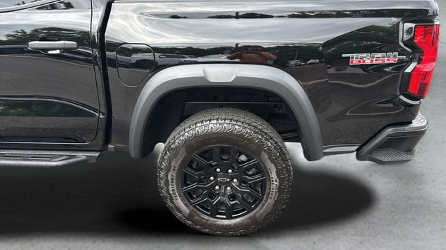 Used 2024 Chevrolet Colorado Trail Boss w/ Technology Package AWD/4WD image 33