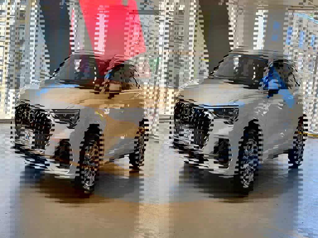 Certified 2025 Audi Q3 2.0T Premium image 1