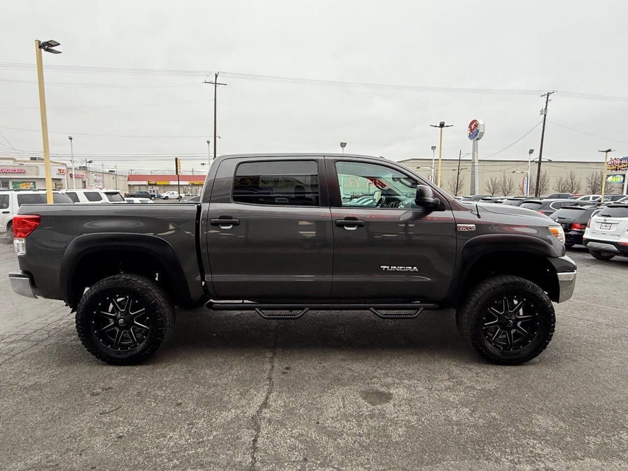 Used 2013 Toyota Tundra 2WD CrewMax w/ Tow Pkg image 6