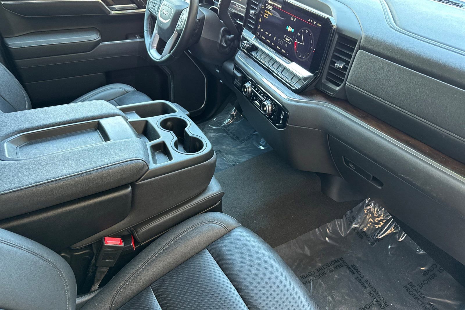 Certified 2025 GMC Sierra 1500 SLT RWD image 16