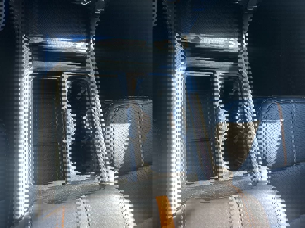 Used 2024 Ford F450 Platinum w/ FX4 Off-Road Package image 14