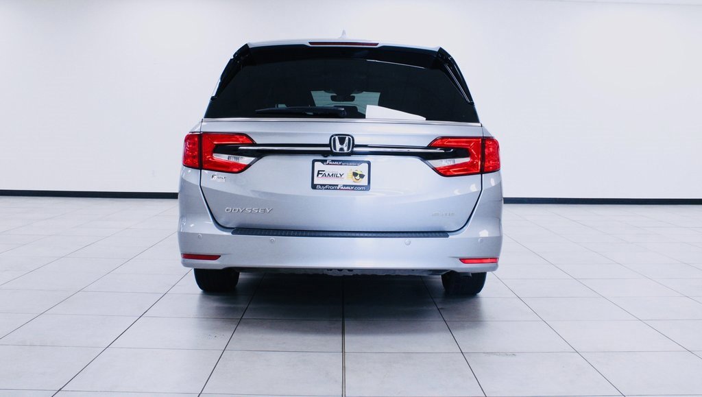 Used 2023 Honda Odyssey Elite image 6