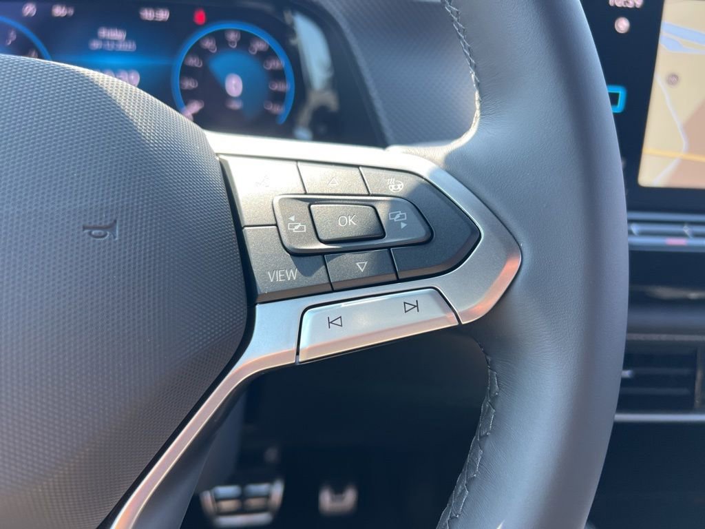 New 2026 Volkswagen Atlas Cross Sport SEL Premium R-Line image 17