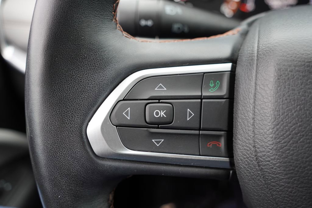 Certified 2022 Jeep Compass Limited image 32