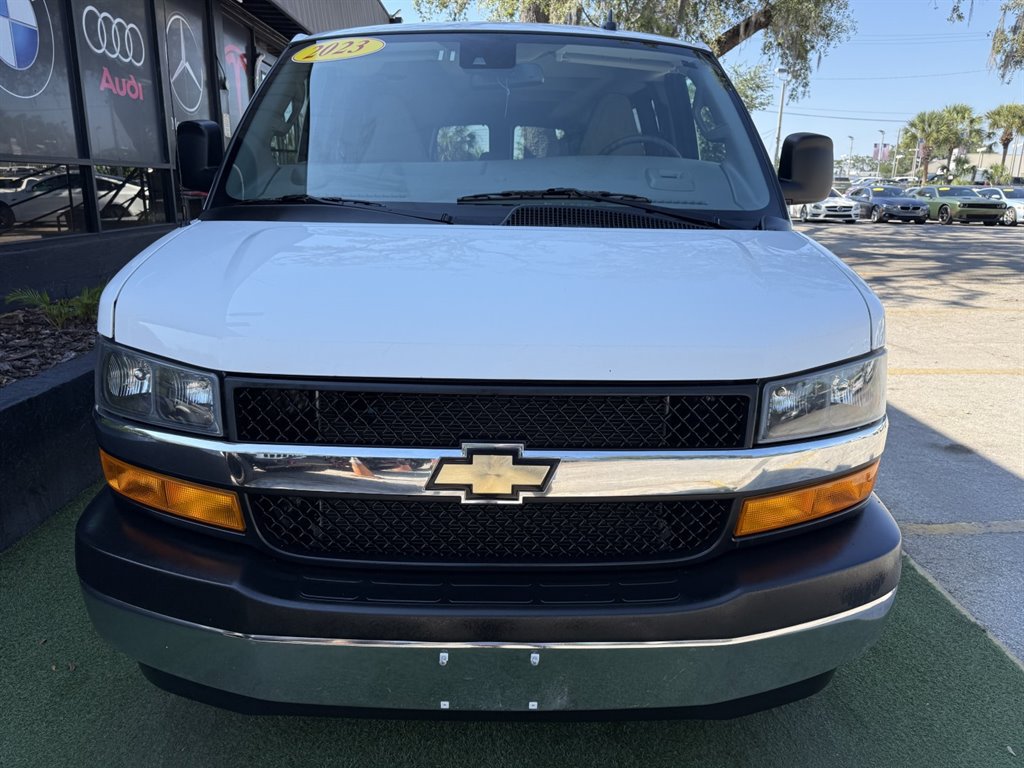 Used 2023 Chevrolet Express 3500 LT w/ LT Preferred Equipment Group RWD image 2