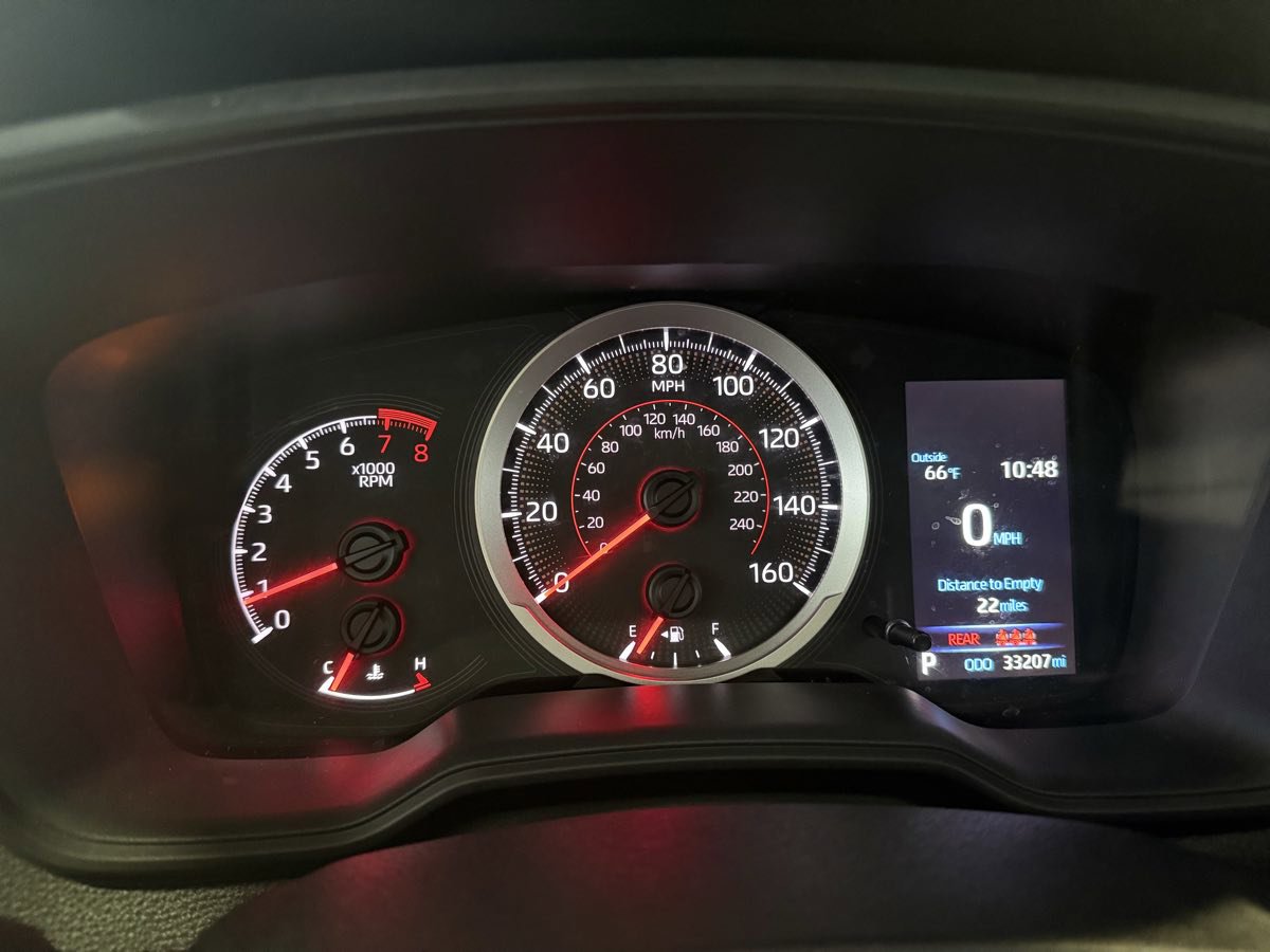 Used 2022 Toyota Corolla Cross LE w/ Moonroof Package image 17