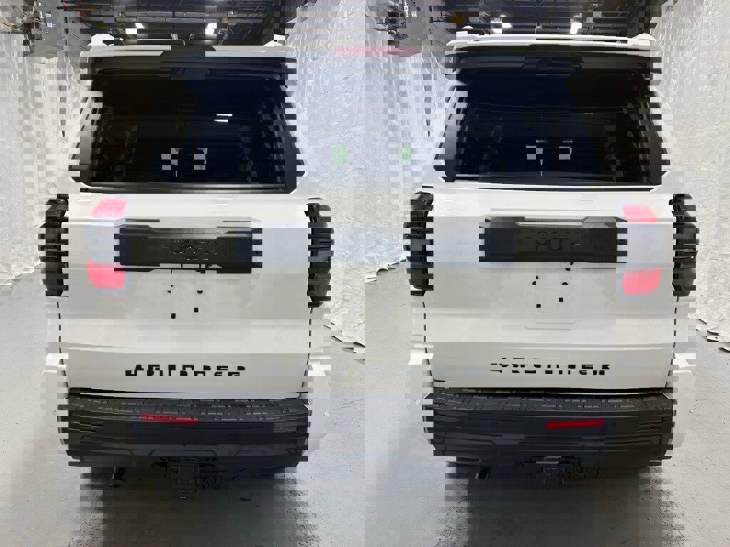 Used 2025 Toyota 4Runner TRD Off-Road image 6