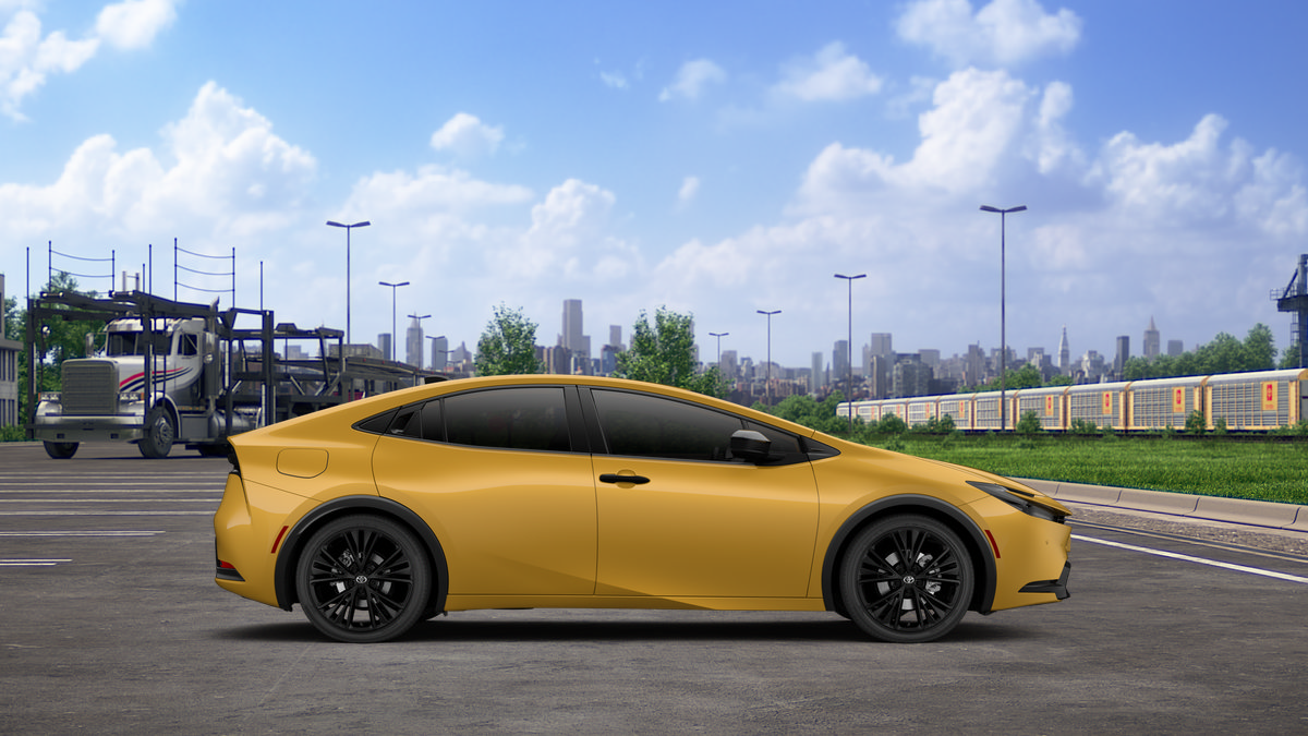 New 2027 Toyota Prius Plug-In Hybrid FWD image 37