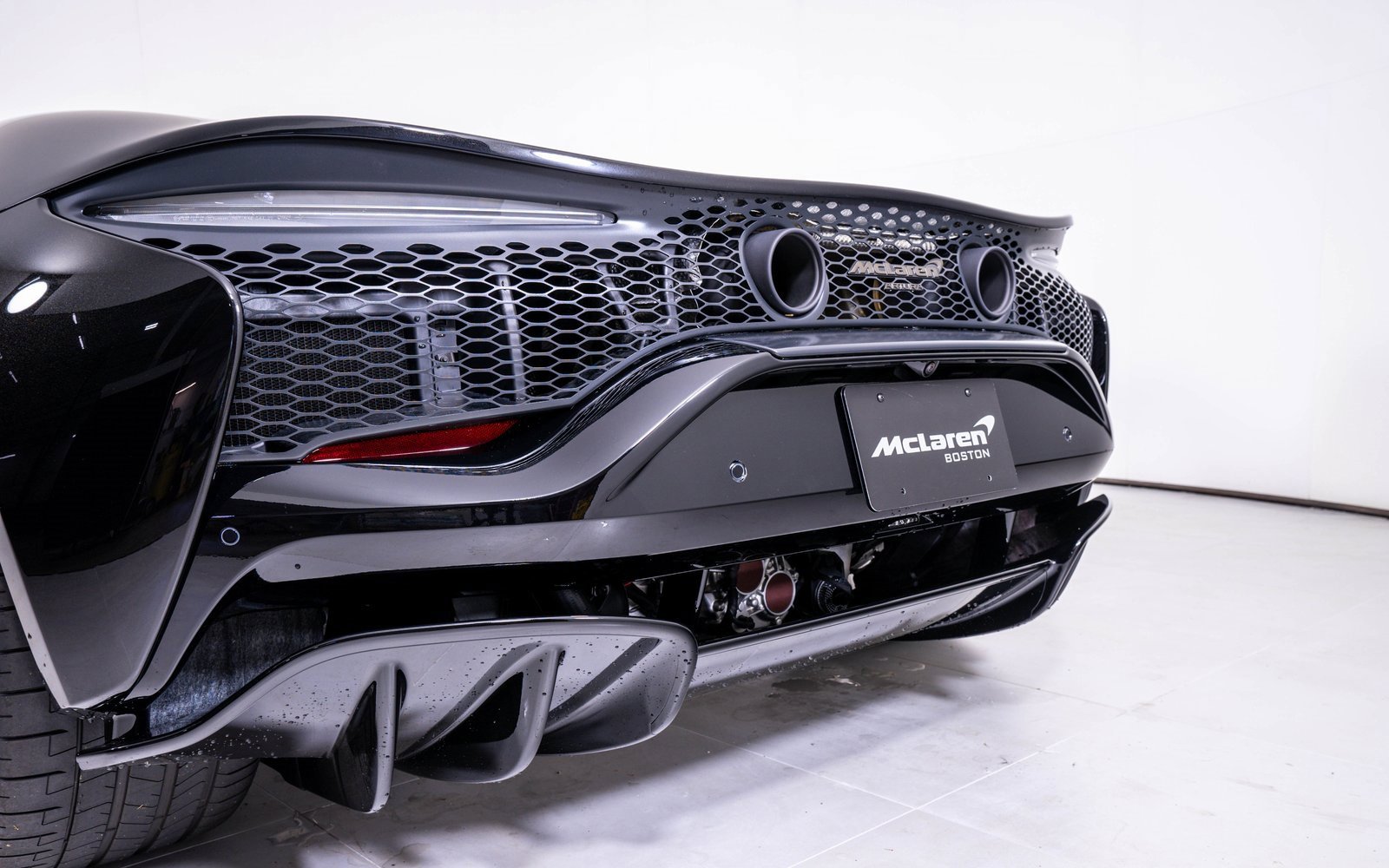 New 2026 McLaren Artura Spider image 13