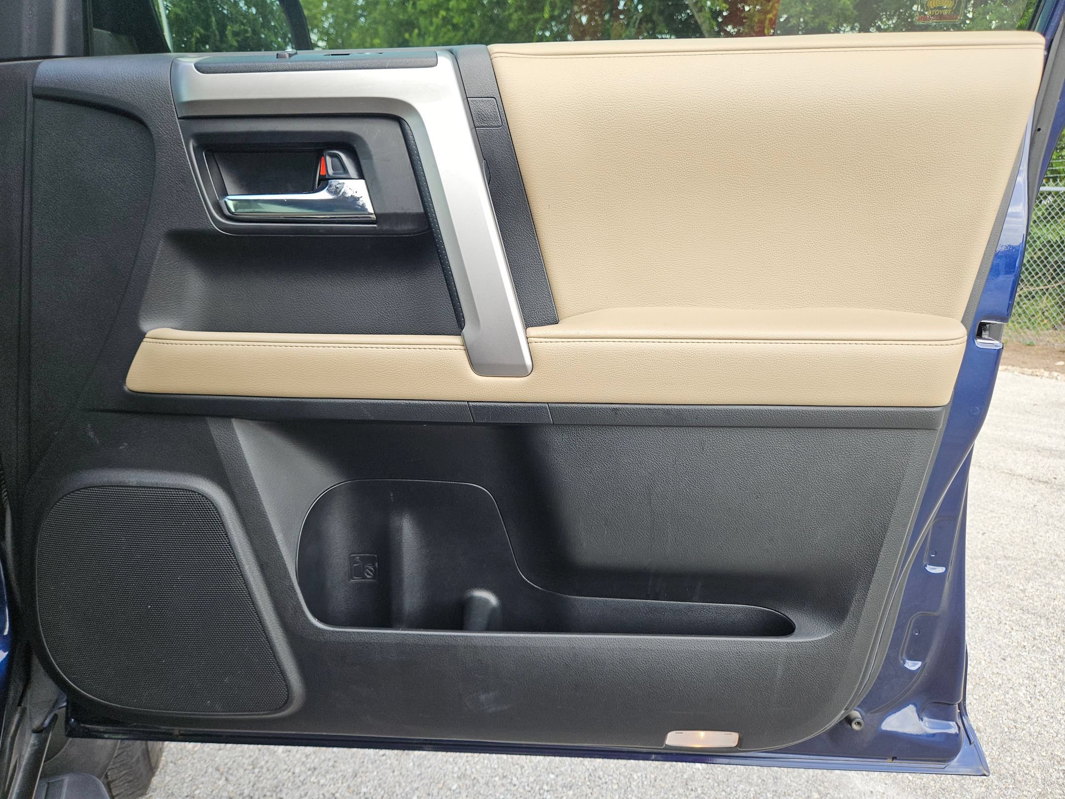 Used 2019 Toyota 4Runner SR5 Premium AWD/4WD image 29