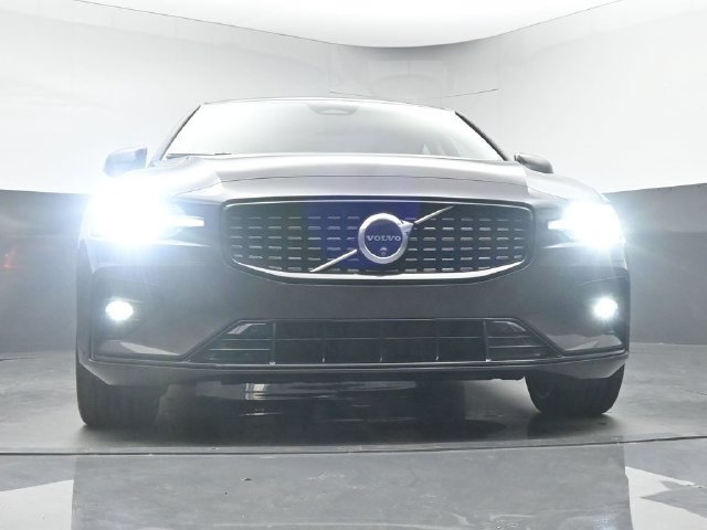 Used 2024 Volvo S60 B5 Plus w/ Climate Package AWD/4WD image 36