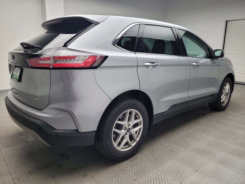 Used 2023 Ford Edge SEL image 10