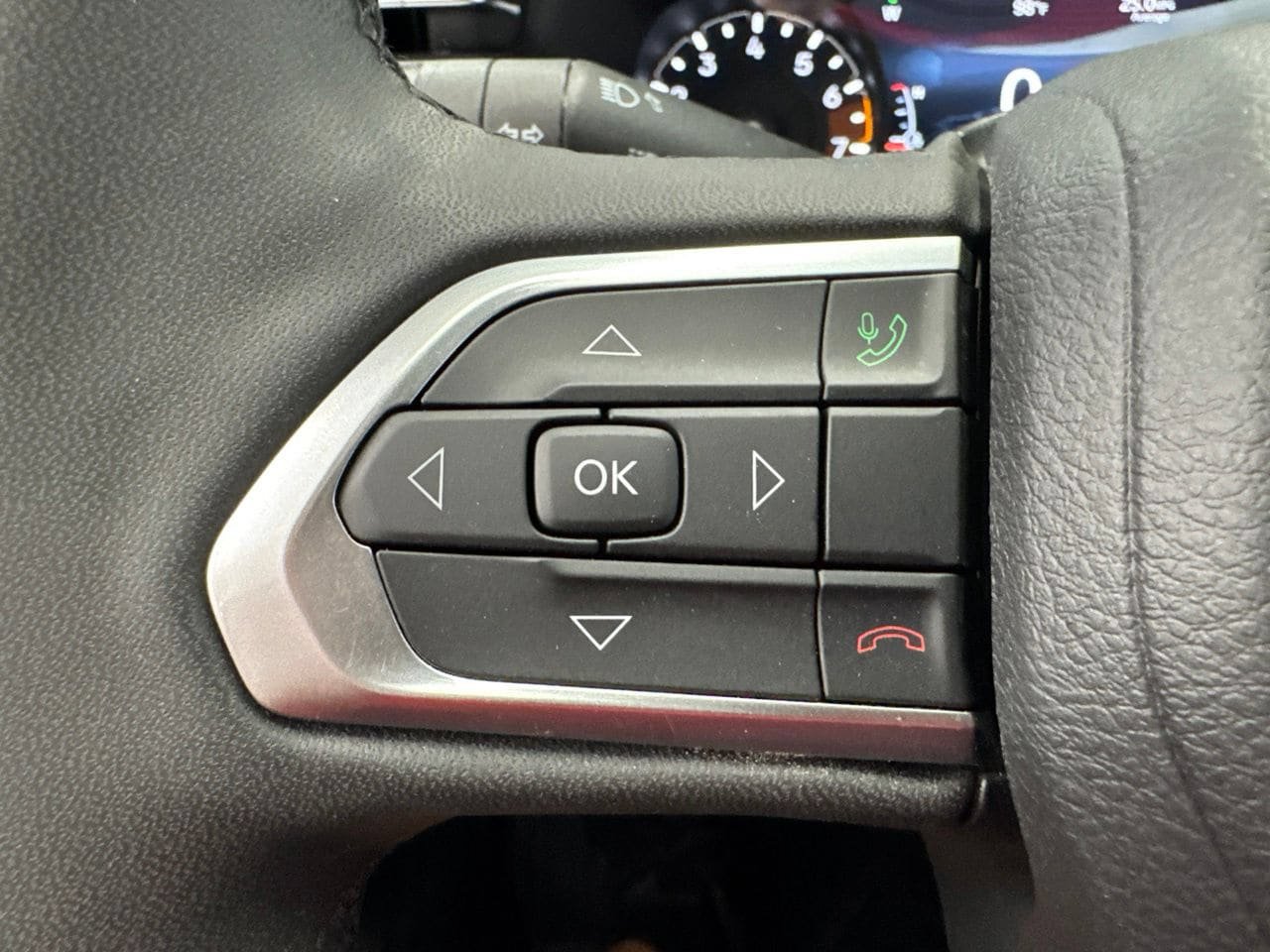 Used 2024 Jeep Compass Limited AWD/4WD image 18