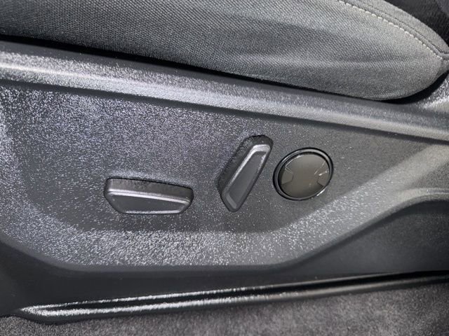 Used 2023 Ford F150 XLT w/ Equipment Group 302A High image 13