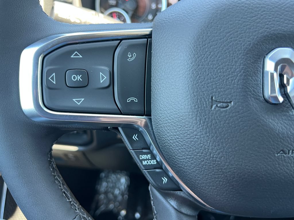 New 2026 RAM 1500 Laramie AWD/4WD image 23