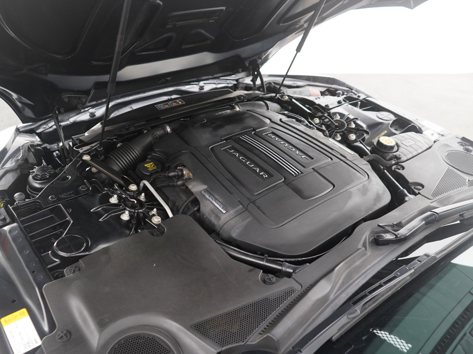 Used 2014 Jaguar F-TYPE S RWD image 28