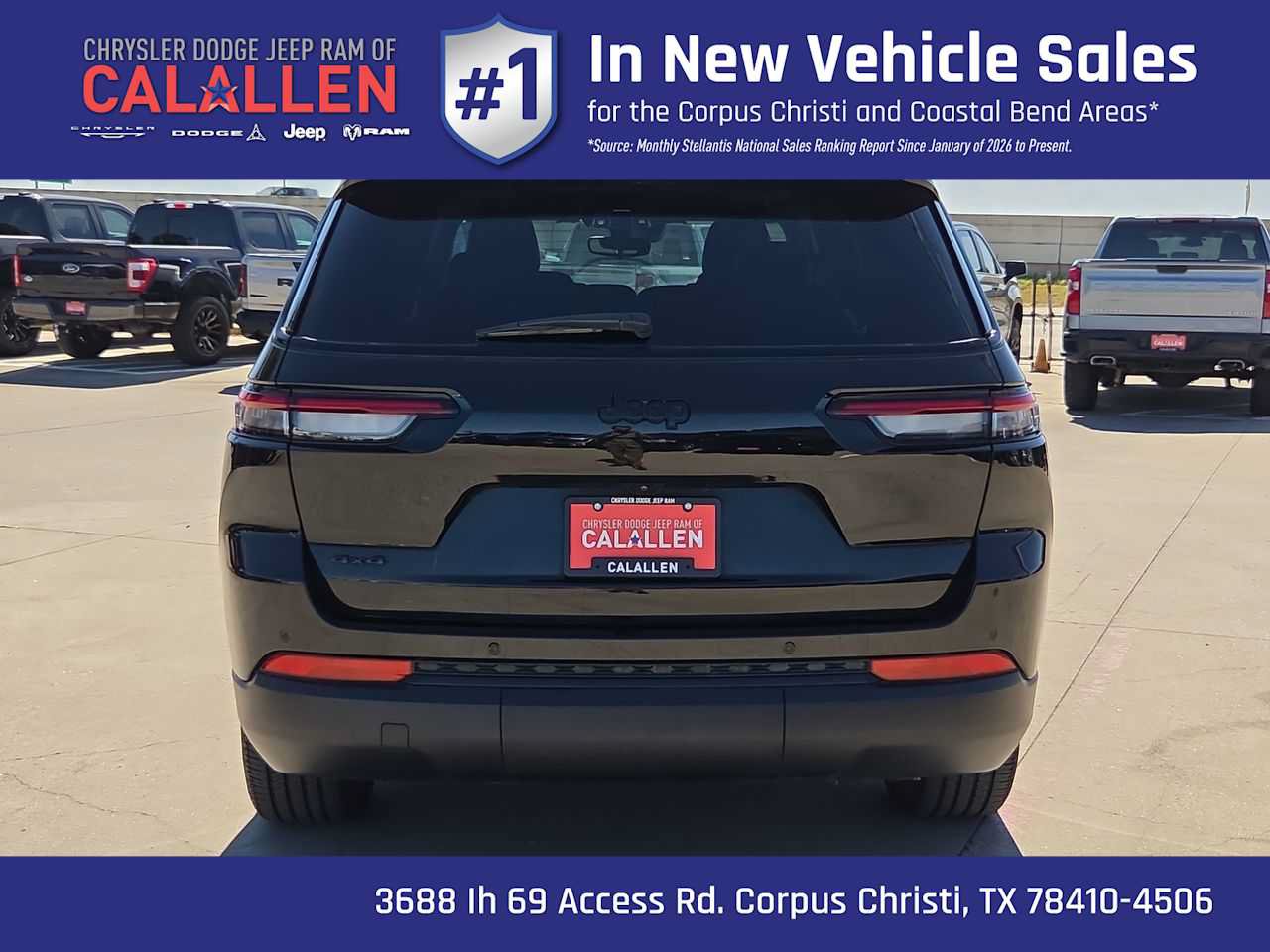 Used 2024 Jeep Grand Cherokee L Altitude AWD/4WD image 13