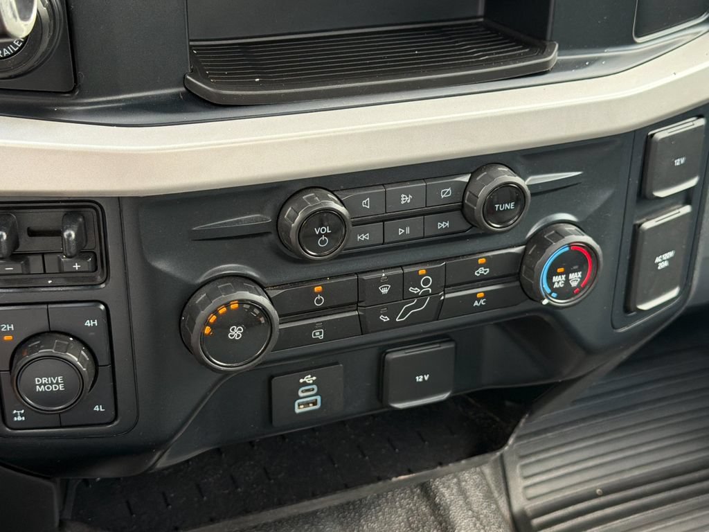 Used 2023 Ford F250 XL w/ 360-Degree Camera Package AWD/4WD image 17