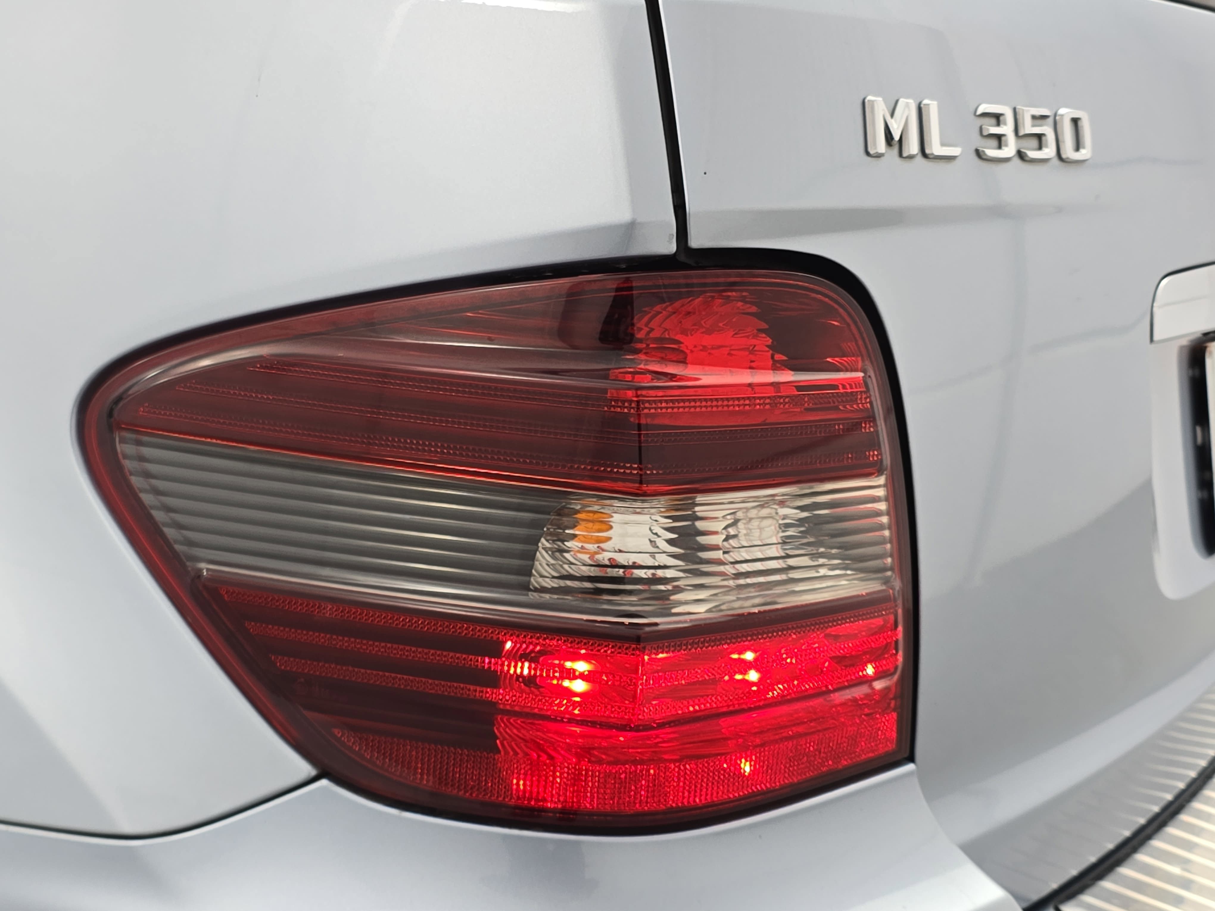 Used 2008 Mercedes-Benz ML 350 4MATIC image 35
