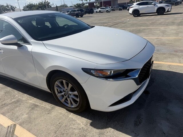 Used 2021 MAZDA MAZDA3 s FWD image 13