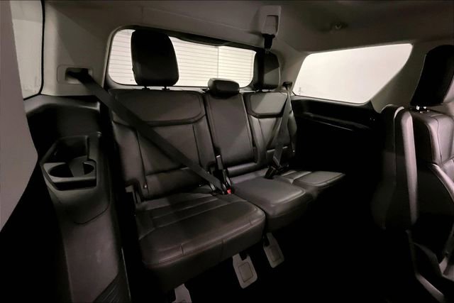 Used 2025 Ford Expedition Active image 32