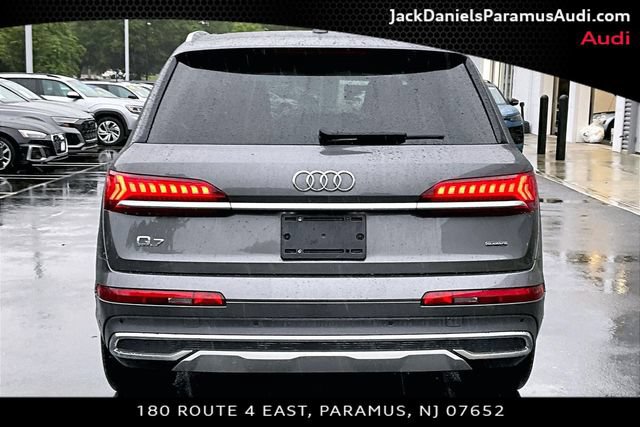 Used 2023 Audi Q7 2.0T Premium w/ Convenience Package AWD/4WD image 4