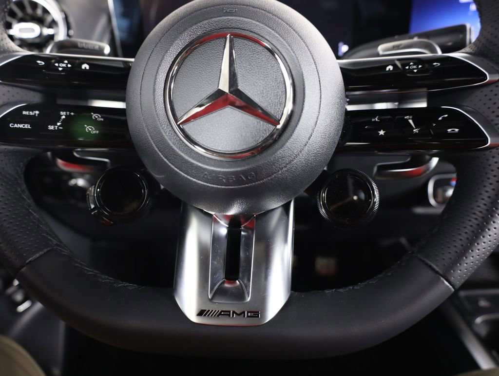 Certified 2025 Mercedes-Benz GLB 35 AMG 4MATIC image 17