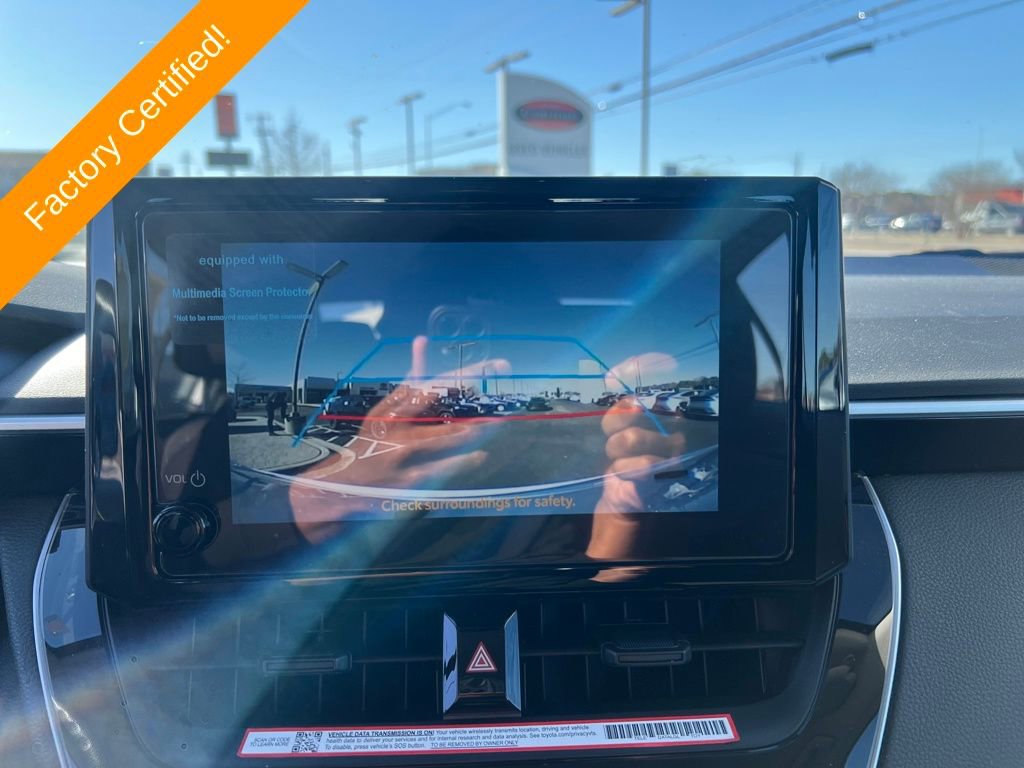 Used 2025 Toyota Corolla LE image 21