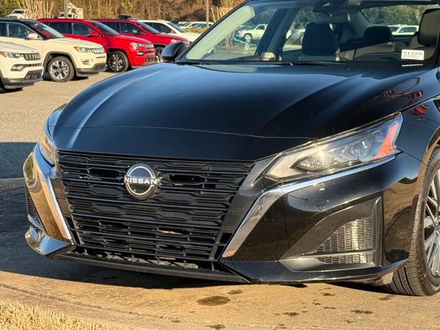 Used 2024 Nissan Altima 2.5 SV image 10