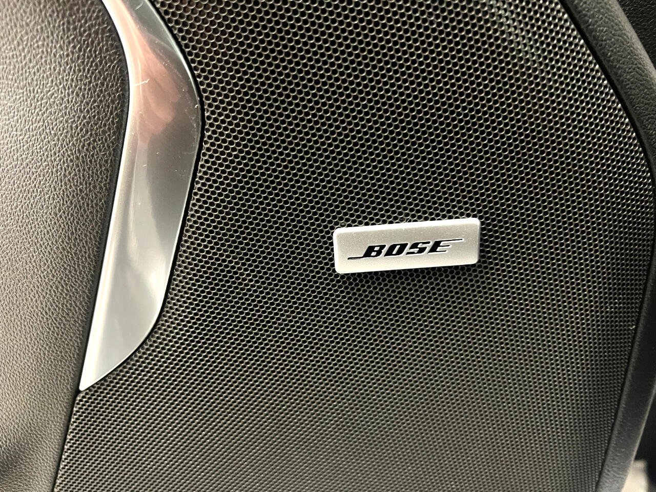 Used 2024 Chevrolet Tahoe High Country image 25
