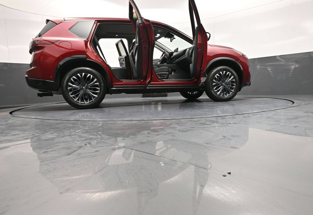 Used 2026 Nissan Rogue Platinum w/ Tech Package AWD/4WD image 48