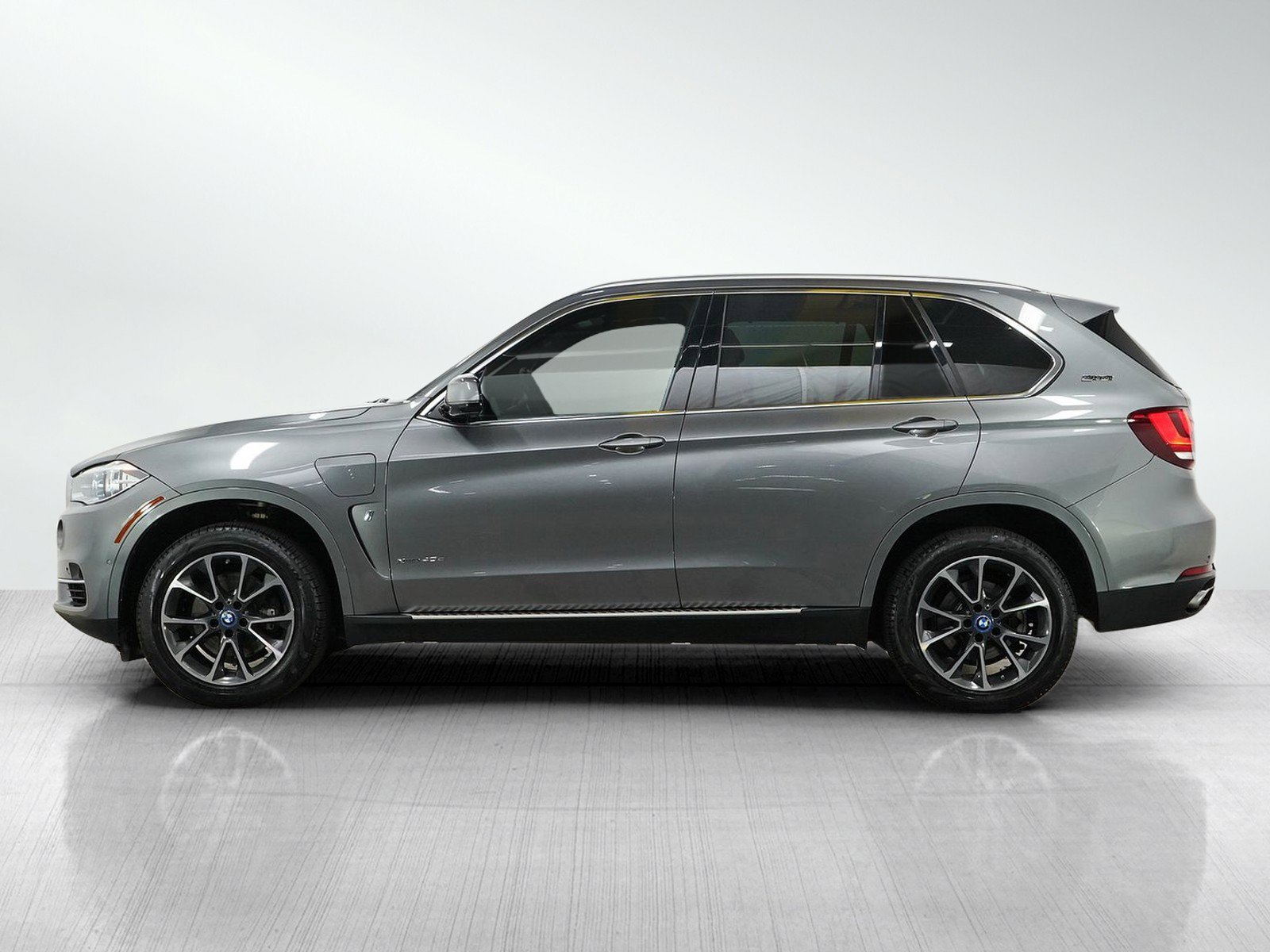 Used 2018 BMW X5 xDrive40e AWD/4WD image 2