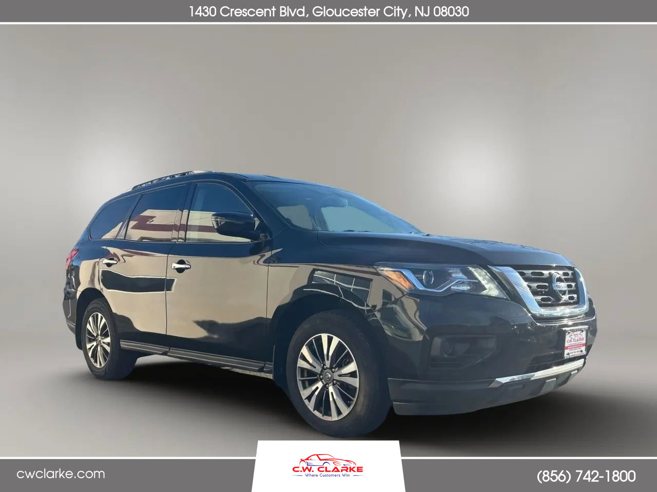 Used 2017 Nissan Pathfinder S image 4