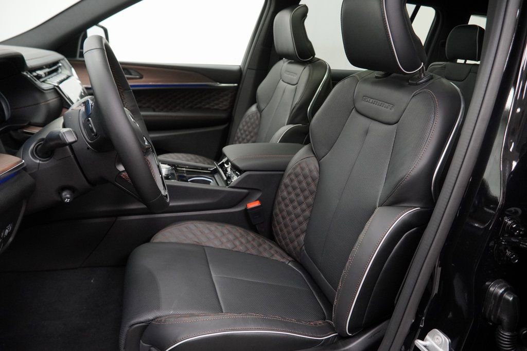 New 2025 Jeep Grand Cherokee L Summit w/ Obsidian Package image 15